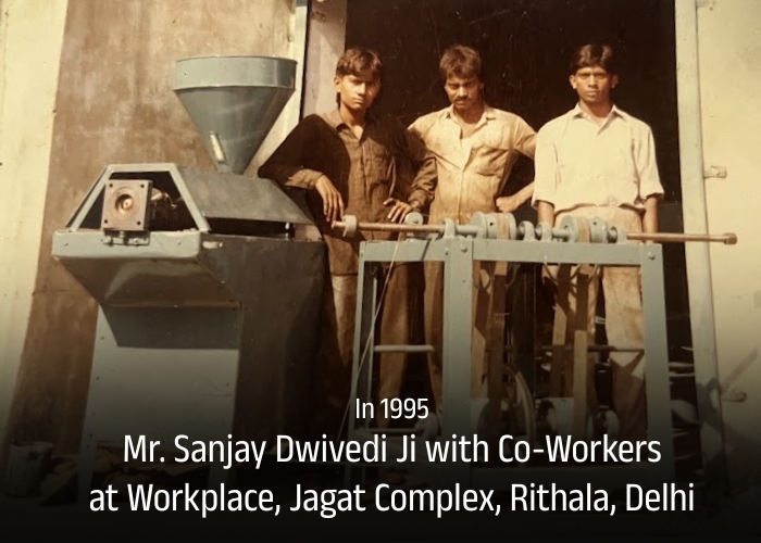 Mr. Sanjay Dwivedi Ji with co-workers in 1995
